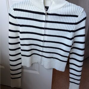 Forever 21 Black and White Striped Zip-Up Ribbed Cardigan